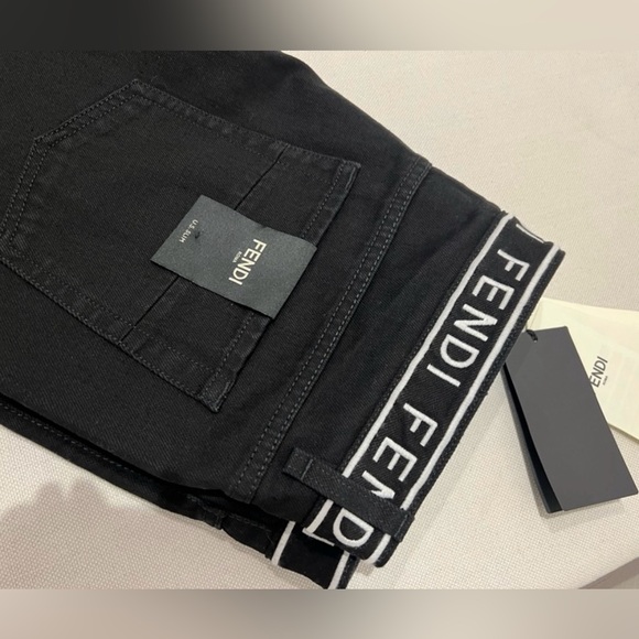 ❤️100% Authentic Fendi Mens Black Denim Jeans/ size 34-34 / brand new ❤️ - Picture 2 of 11